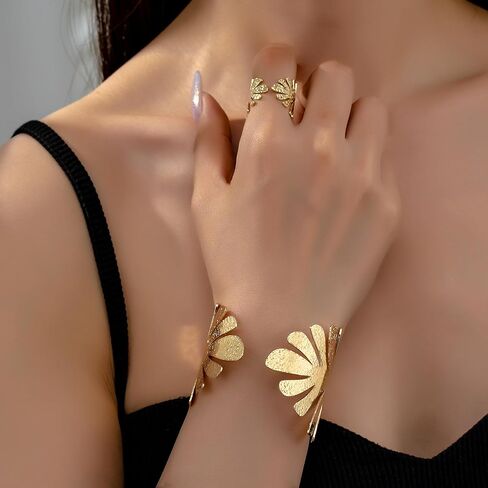 Chunky Gold Cuff Bracelets Wide Cuff Bangle Bracelet Flower Butterfly Leaf Peace Sign Star Open Chunky Cuff Bracelet Wrist Cuff Wrap Bracelet for Women Girls in Saudi Arabia