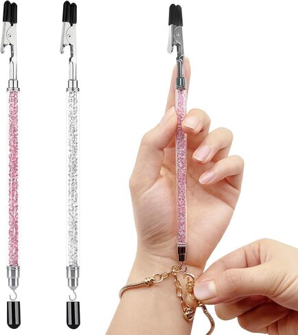 أداة مساعدة السوار، مساعد السوار الوردي لوضعه على نفسك، مساعد تثبيت السوار مع خطاف، أداة مساعدة السوار مع طرف مطاطي للسوار والقلادة والساعة in Kuwait