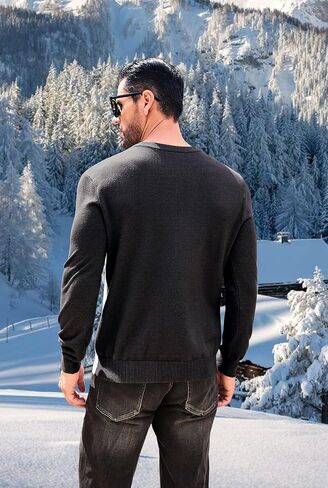 Runcati Mens Ski Sweater Cable Knit Color Block Casual Sweaters Crewneck Winter Pullover in Saudi Arabia
