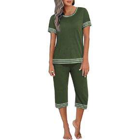 Ekouaer Women's Pajama Sets Short Sleeve Sleepwear Round Neck Pj Loungewear Top and Capri Pants with Pockets