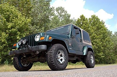 طقم رفع Rough Country 2.5 بوصة لسيارة جيب رانجلر TJ 1997-2006 | 4CYL - 652.20 in Saudi Arabia