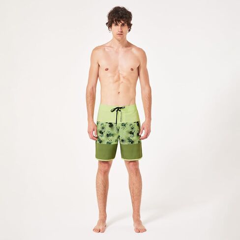 Oakley Men's Session Recycled 19" Boardshort in Saudi Arabia