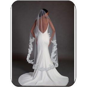 Unsutuo Lace Bride Wedding Veil 1 Tier Floral Edge Bridal Tulle Veil with Comb for Women