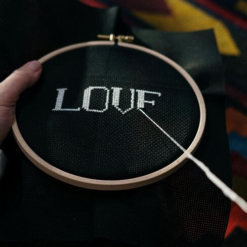 8 Pieces Embroidery Hoop Set, 8 Size Bamboo Adjustable Oval Cross Stitch Frame for Embroidery, Cross Stitch - 3 4 5 7 8 8.3 10.3 12 Inch in Saudi Arabia