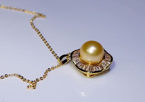 10mm Japanese akoya Pearl Pendant Necklace with Diamonds for Women - 10mm Tahitian Pearl Necklace with Diamonds Single Pearl Necklace for Women with 925 Sterling Silver Chain in Saudi Arabia