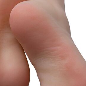 قدم نموذج بالحجم الطبيعي من السيليكون الناعم، قدم عرض صنادل من السيليكون، عرض الاحذية، مسامير رسم فنية - بينك in Kuwait