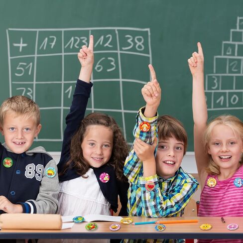 32 Pcs Red Ribbon Awareness Buttons Pins Bulk Sets,1.5 Inch Round Badges Decoration for Red Ribbon Week Party Favor Supplies Decorations Goodie Bag Stuffers Groups Support Fundraisers in Kuwait