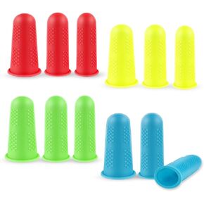 12 Pieces Finger Protectors Silicone Finger Protector for Hot Glue Gun Wax Resin Honey Adhesives Guard Tips Caps Pads Covers Fingers Thimble Protectors for Sewing Sorting Counting Task (3 Sizes)