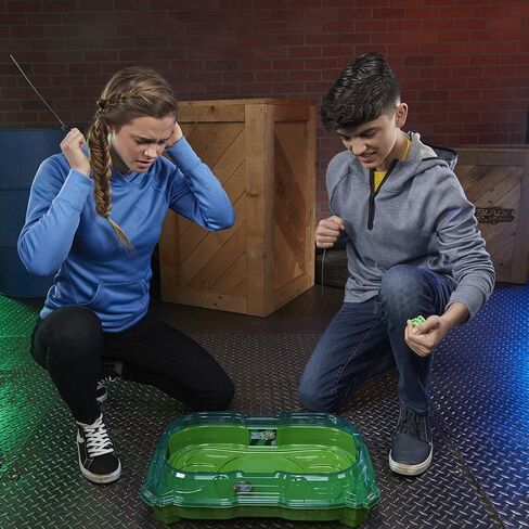 مجموعة BEYBLADE Burst Turbo Slingshock Cross Collision Battle - مجموعة كاملة مع Burst Beystadium وقمصان القتال ولعبة القاذفات - للأعمار من 8 سنوات فما فوق in Kuwait