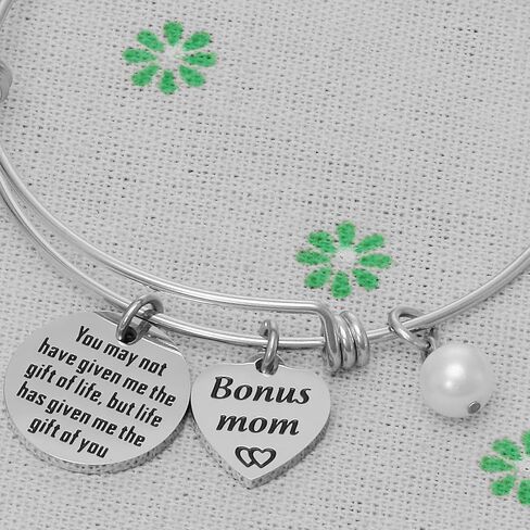 مكافأة أمي هدية زوجة الأب سوار هدايا زوجة الأب هدايا الأم في القانون هدايا أمي بالتبني من طفل الزوج أفضل هدايا عيد ميلاد لزوجة الأم من ابنة ربيب خطوة أمي سوار in Kuwait