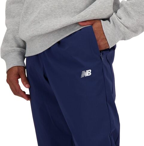 New Balance Men's Athletics Stretch Woven Jogger in Saudi Arabia