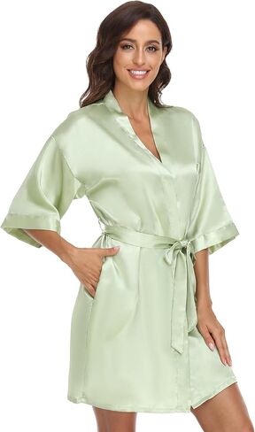 12 Pcs Short Kimono Robes for Women Silky Bride Bridesmaid Robe Satin Lightweight Bathrobe for Wedding Party in Kuwait