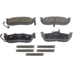 Wagner QuickStop ZD1041 Rear Disc Brake Pad Set for 2006 Nissan TITAN
