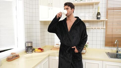 رداء بغطاء للرأس للرجال من VintageClothing مصنوع من الصوف القطيفة، معطف منزلي ناعم منفوش، رداء صالة بطول كامل مع جيوب in Kuwait