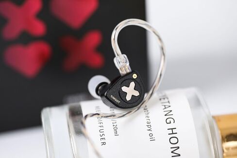 Linsoul SIMGOT EW300 1DD+1Planar+1PZT محرك هجين في شاشة الأذن، سماعات أذن سلكية IEM، سماعات أذن للألعاب مع فوهات قابلة للفصل، كابل OFC IEM مطلي بالفضة للموسيقي الصوتي (EW300 DSP) in Kuwait