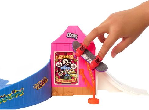Hot Wheels Skate Amusement Park Skate Set, with 1 Exclusive Tony Hawk Fingerboard & 1 Pair of Skate Shoes, Kid-Activated Sounds, Toy for Kids in Saudi Arabia