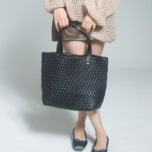 Woven Bag for Women Vegan PU Leather Tote Bag Large Beach Handbag Retro Fashion Handmade Travel Shoulder Bag in Saudi Arabia