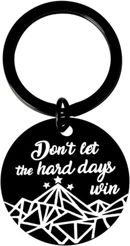 هدايا تشجيعية تحفيزية إيجابية للنساء والرجال، هدايا عيد الميلاد لعيد الميلاد للأخ الشقيق، هدايا دعم لابنته، لا تدع الأيام الصعبة تفوز بسلسلة مفاتيح للأم والأب in Kuwait