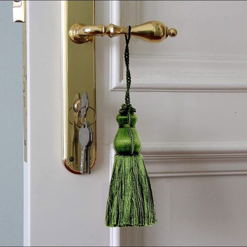 4 3/4-inch Long Key Tassel with a 4-inch Loop Cord | BT-5003-25 Hunter Green in Saudi Arabia