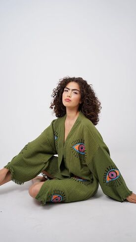 كيمونو متوسط ​​الحجم مصنوع يدويًا لمهرجان عين الشر بوهو in Saudi Arabia