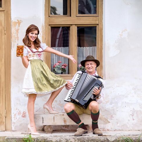 4 أزواج من جوارب Lederhosen جوارب Oktoberfest الألمانية للرجال من Loferl جوارب Lederhosen البافارية التقليدية طويلة مطرزة من القطن Loferl زي تدفئة الساق للرجال in Kuwait