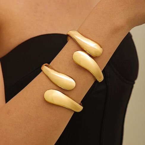 Gold Bangle for Women Chunky Cuff Bracelet Thick 18K Gold Plated Bangle Bracelets Set Open Teardrop Bangle Trendy Wide Wire Irregular Minimalist Bangle Jewelry in Saudi Arabia