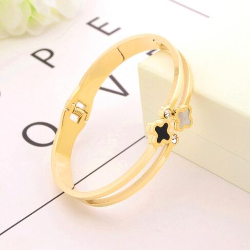 Clover Bracelet 2Pcs, Four Leaf Clover Bracelet Unique Fritillaria Clover Bracelets for Women 18K Gold Plated Four Leaf Lucky Bracelets Jewelry Christmas Valentine's Day Gifts in Saudi Arabia