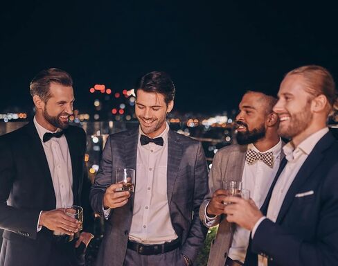 Retreez شجرة عيد الميلاد ونمط رقاقات الثلج ربطة عنق مربوطة مسبقًا (5 بوصات) in Saudi Arabia