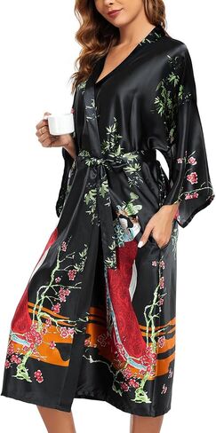 BestWendding Women's Satin Kimono Robes Floral Printed Long Bathrobe Silky Nightgowns Bridesmaid Robes with 2 Pockets in Kuwait