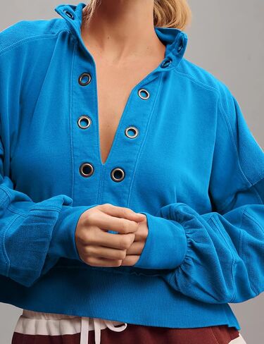 بلوفر نسائي من COZYPOIN برقبة على شكل حرف V وأكمام طويلة وأزرار، بلوفر قصير مع فتحة معدنية أمامية in Kuwait