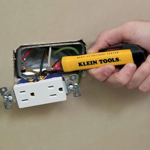 Klein Tools 80025 Outlet Tester Kit with GFCI Tester and Non-Contact Voltage Tester, 2-Piece in Saudi Arabia