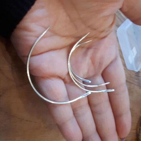 4 قطع من إبر الخياطة المنحنية الفضية، إبر جلدية، مجموعة إبر الخياطة لإصلاح وإبر النسيج، مجموعة إبر خياطة يدوية من الجلد المنحني المقاوم للخدمة الشاقة، إبر منحنية إبر حادة in Saudi Arabia