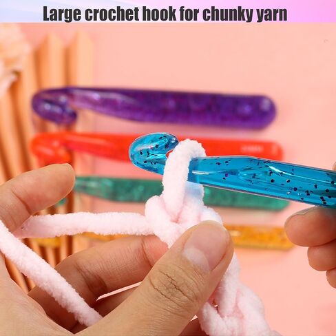 BsHooker 13 Size Crochet Hooks Set,Plastic Crystal Crochet Hook with Case,Large Crochet Hooks for Chunky Yarn Ergonomic Knitting Needles Crochet Needle for Beginners and Crocheting Yarn,3.0mm -25mm in Kuwait