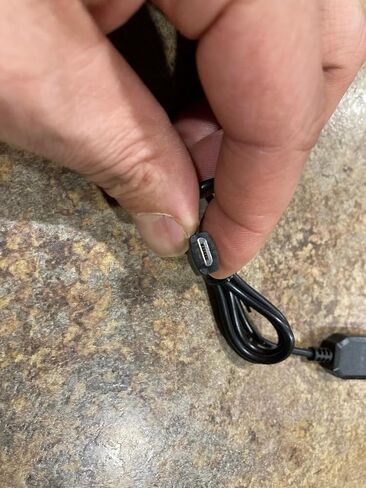 شاحن USB لطائرات بدون طيار TOMZON P5G in Kuwait