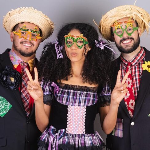 12 قطعة من زخارف حفلات العيد المكسيكية، سينكو دي مايو ورقة النظارات الصبار الفلفل الحار بينياتا in Kuwait