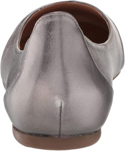 SoftWalk Women's Safi Ballet Flat in Saudi Arabia