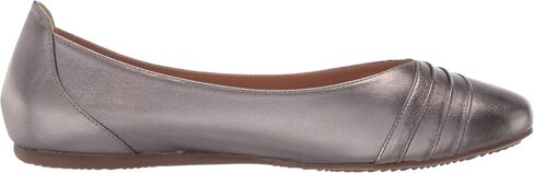 SoftWalk Women's Safi Ballet Flat in Saudi Arabia