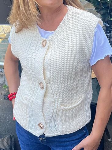 Women's Casual Knit Vest Sleeveless Cropped Sweater Vest Crochet V Neck Cardigan Top with Pockets Sweaters Vest in Saudi Arabia