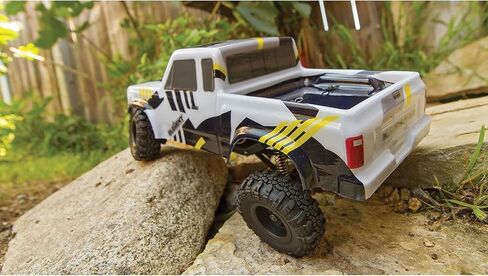 شاحنة Team Associated 1/24 Enduro24 ذات الدفع الرباعي Sendero Trail Truck RTR جاهزة للتشغيل أسود/أصفر ASC20180 in Kuwait