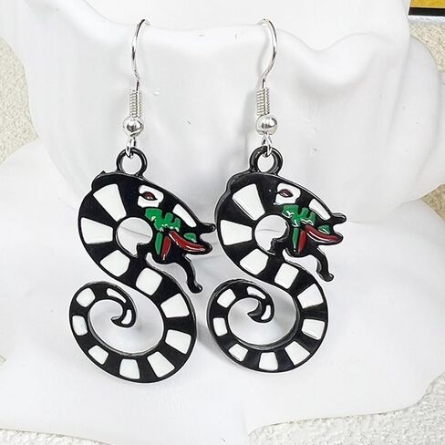 Coral Snake Earrings for Women Halloween Snake Hoop Earrings Gothic Snake Hoop Earrings Vinatge Dragon Earrings for Cosplay Costume Accessoires in Kuwait