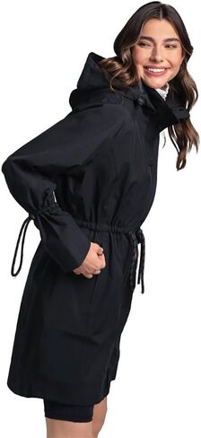 LOLË Women's Piper Rain Jacket in Saudi Arabia