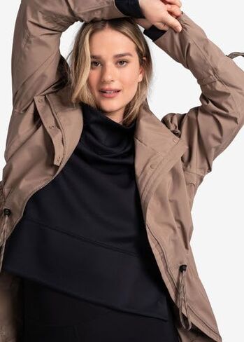 LOLË Women's Piper Rain Jacket in Saudi Arabia