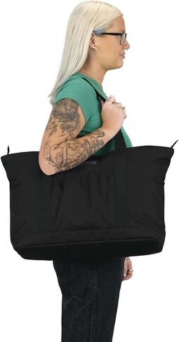 JanSport Daily Tote in Saudi Arabia
