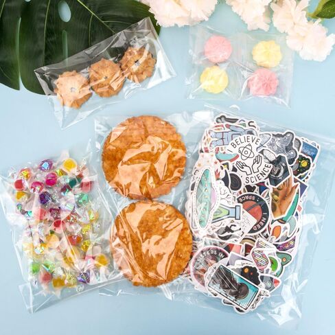Cellophane Bags Self Adhesive, 5"x7" Self Sealing Cellophane Treat Bags, 100 PCS Cookie Bags with Seal, Plastic Clear Gift Bags Candy Bags Snack Bags for Packaging For Valentines Easter Party Favors in Saudi Arabia