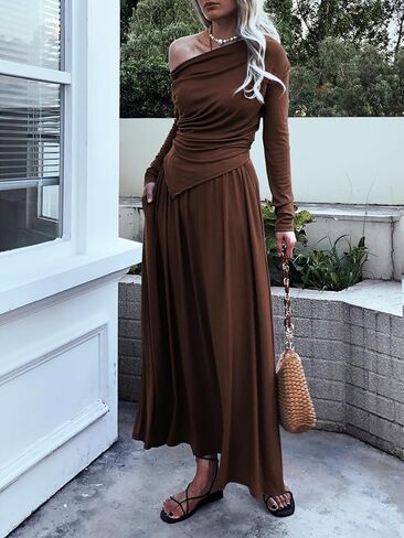 طقم تنورة مكون من قطعتين للنساء مكشكش وأكمام طويلة مكشوفة الأكتاف تنانير طويلة متماسكة لخريف 2024 مجموعات مطابقة مع جيب in Kuwait