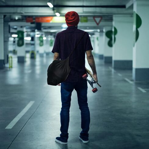 حقيبة خوذة دراجة نارية خوذة حقيبة الظهر مع الرباط تخزين حمل حقيبة خوذة كاملة حقيبة عبر الجسم حقيبة الظهر للتدريب موتوكروس ركوب الدراجات الرياضية المشي لمسافات طويلة حقائب السفر أسود in Kuwait