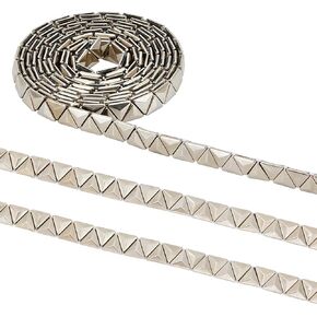 FINGERINSPIRE 2.5 Yards Hot Fix Nailhead Trim 1/2 inch Wide Stainless Steel Color Rivet Studed Cord with Adhesive Back Iron/Sew on Pyramid Stud Nailhead Applique Trim for DIY Clothes Bag