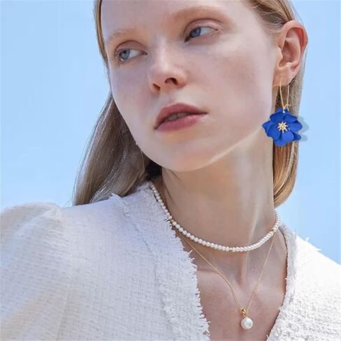 Dreuyet Charm Bohemian Daisy Flower Earring Necklaces Set for Women Elegant Matte Floral Long Petal Dangle Earrings Chic Layered Tiered Drop Earrings Seaside Holiday Jewelry in Kuwait