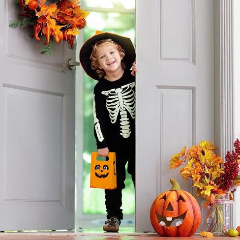 حقيبة WEEPA Halloween Goodie، 24 قطعة من حقائب الهالوين لحقائب حلوى الهالوين للخدعة أو الحلوى وحقائب الهدايا الورقية السائبة للأطفال (ملونة) in Kuwait