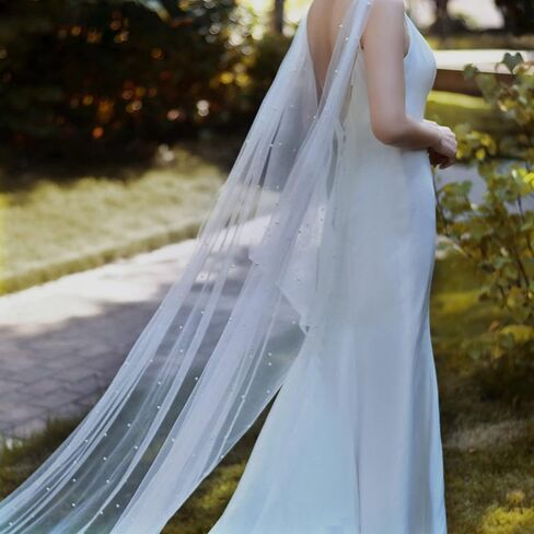 قبعات الزفاف شال لف تتغاضى عن اللؤلؤ فستان الزفاف جاكيتات الدانتيل فلابر بوليرو التستر in Kuwait